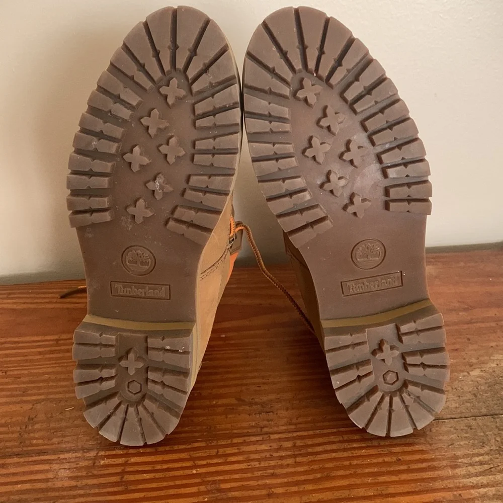 Timberland women’s waterproof boots. - Picture 6 of 6